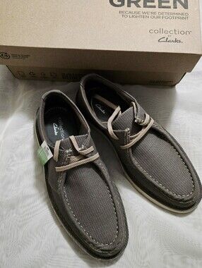 Clarks Forge Run Canvas Casual Sneaker Olive Green